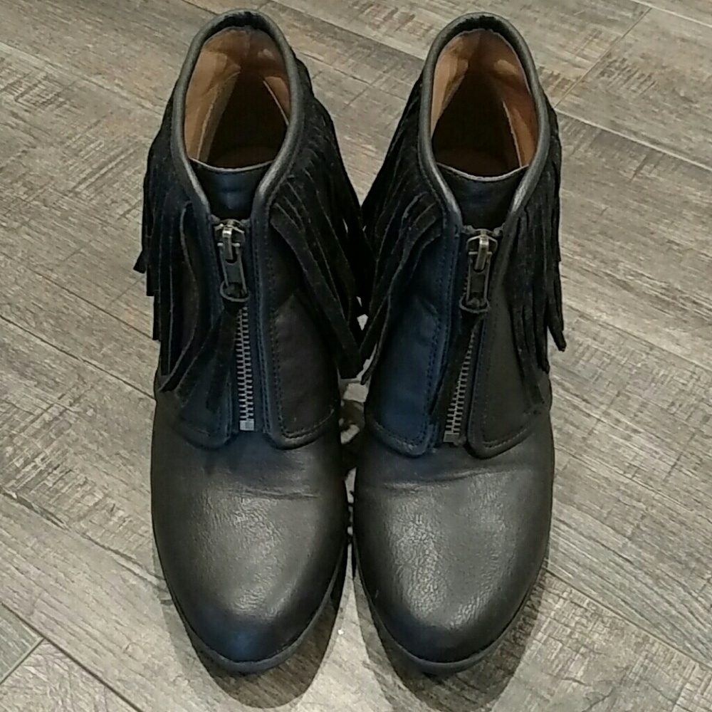 Ankle boots